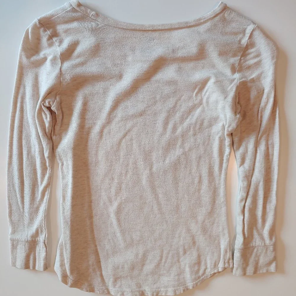 Old Navy | Oatmeal Long Sleeve Tee Shirt with Large Dog Wearing Eyeglasses | M